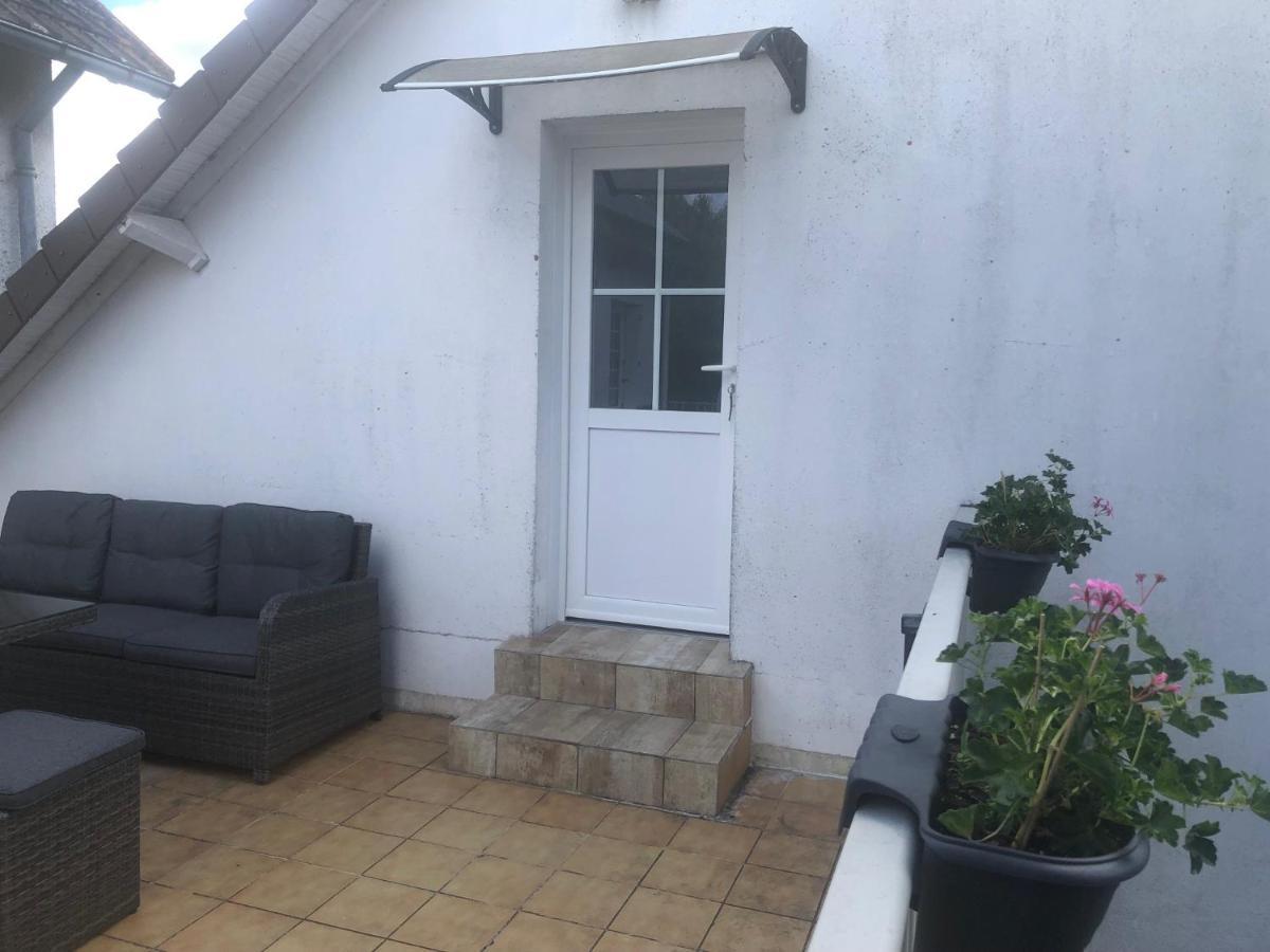 Au Nom Des Reines Faverolles-sur-Cher